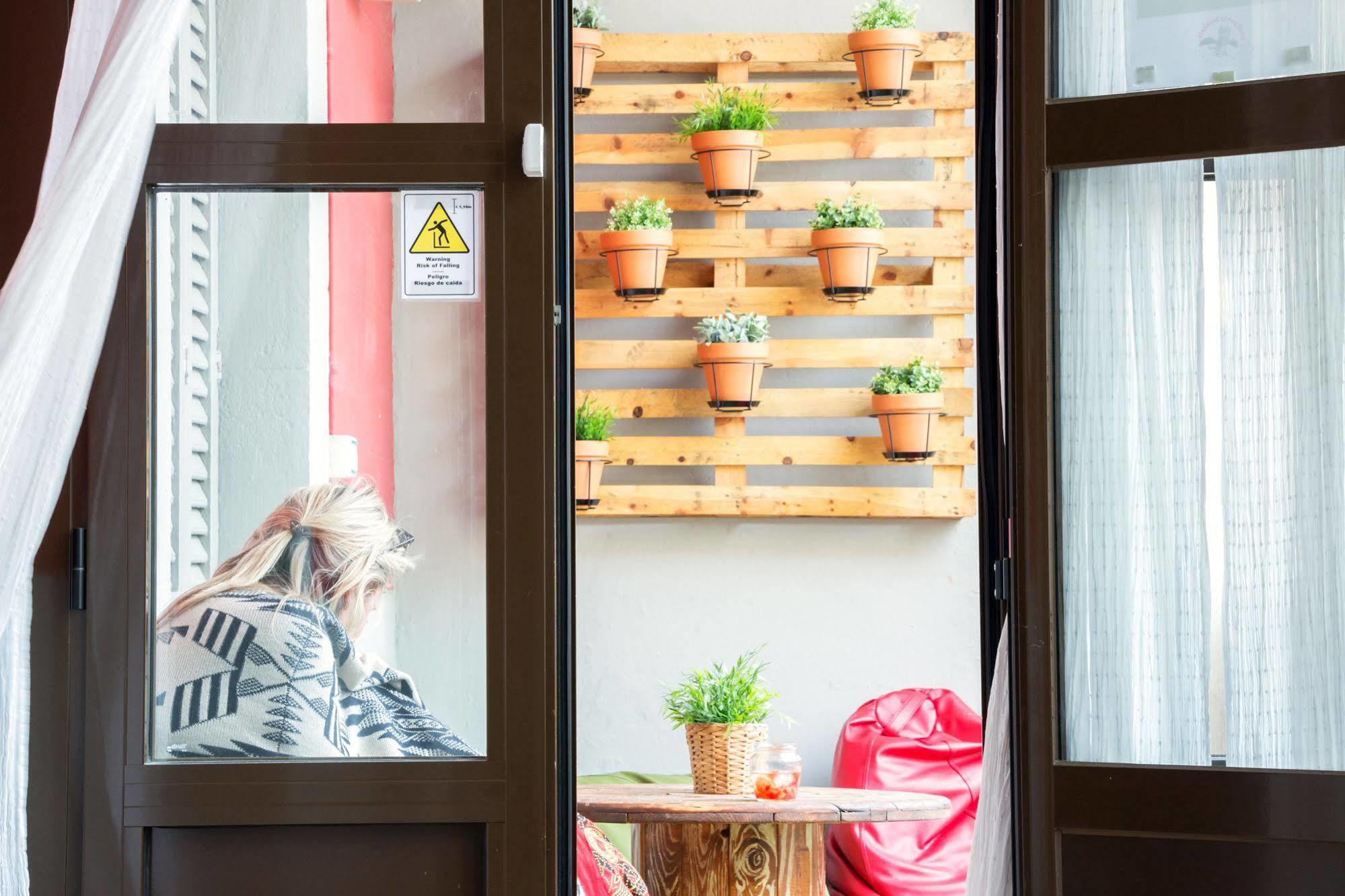 Sant Jordi Alberg Barselona Dış mekan fotoğraf